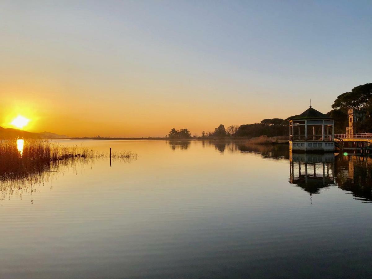 Vista Lago Torre del Lago Puccini Eksteriør bilde